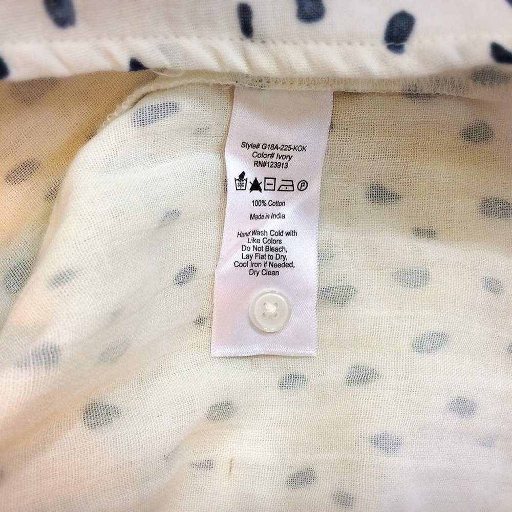🔵 Cute Blue Dot Top 🔵 - Picture 8 of 8